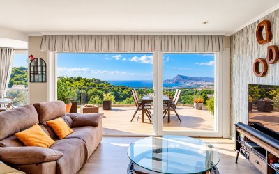 Duplex Penthouse with Panoramic Sea Views in Altea La Vella 