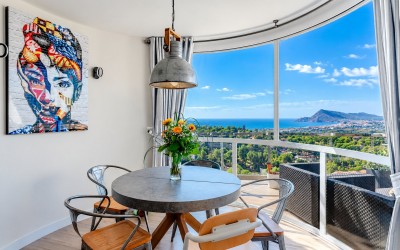Duplex Penthouse with Panoramic Sea Views in Altea La Vella 