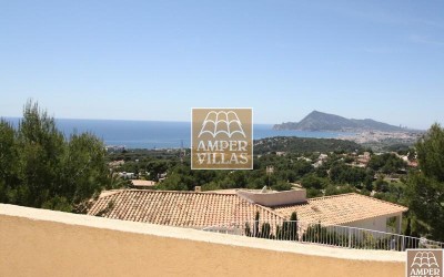 Ferie villa med sjøutsikt i Costa Blanca Altea (REF 176)