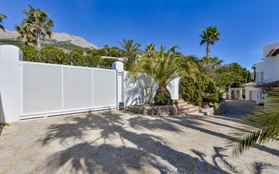 Villa til leie med spektakulær havutsikt i Altea