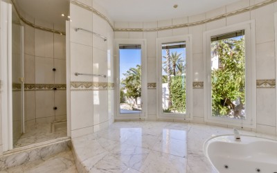 Villa til leie med spektakulær havutsikt i Altea